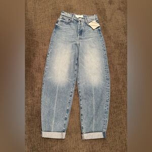 MOTHER High Rise Light Blue Jeans “The Fangirl Button Skimp Cuff”